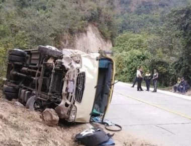 Βολιβία: Σύγκρουση λεωφορείων κόστισε τη ζωή 22 ανθρώπων